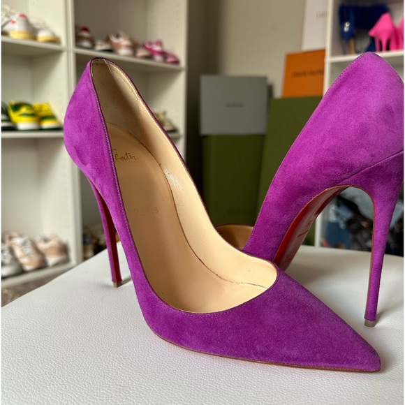 Christian Louboutin - Picture 2 of 4